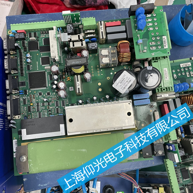 塑料行業(yè)科爾摩根伺服驅(qū)動(dòng)器維修-Servostar601系列報(bào)警n09維修