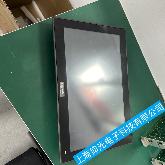 廣東施耐德觸摸屏XBTN410卡在開機(jī)界面無法繼續(xù)啟動故障維修免費咨詢