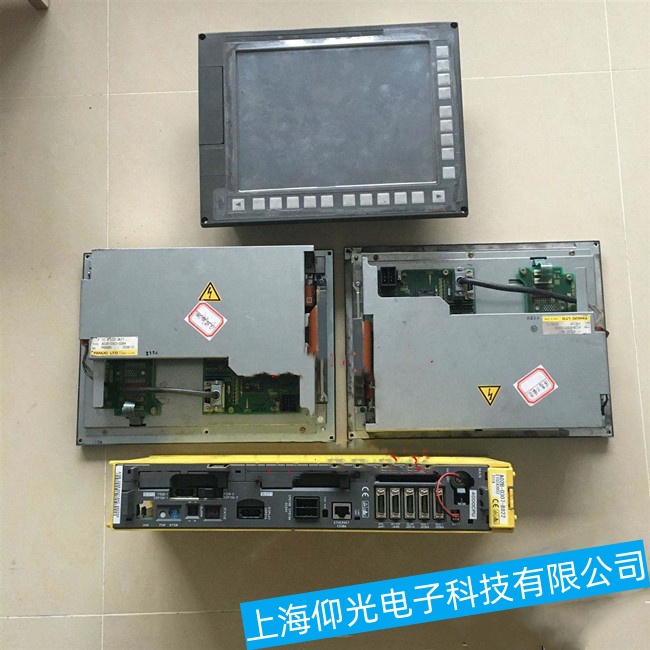 長沙制藥廠FANUC發(fā)那科工控機Series 31i局部無法觸摸故障維修服務點